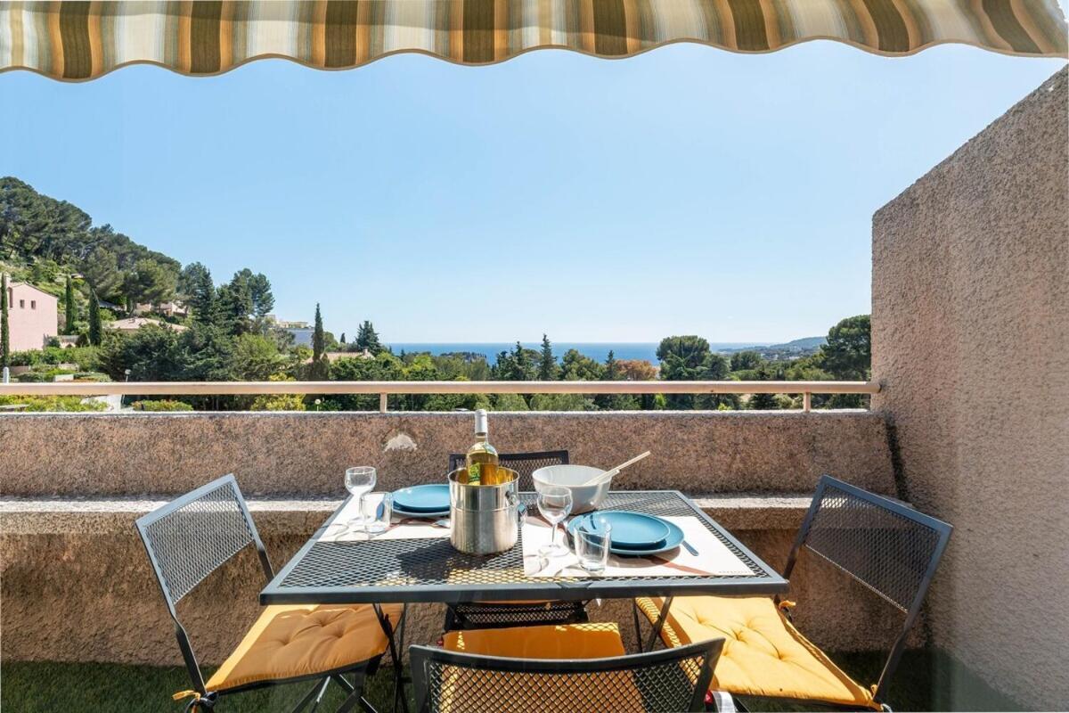 Le Neptune Cassis Extérieur photo